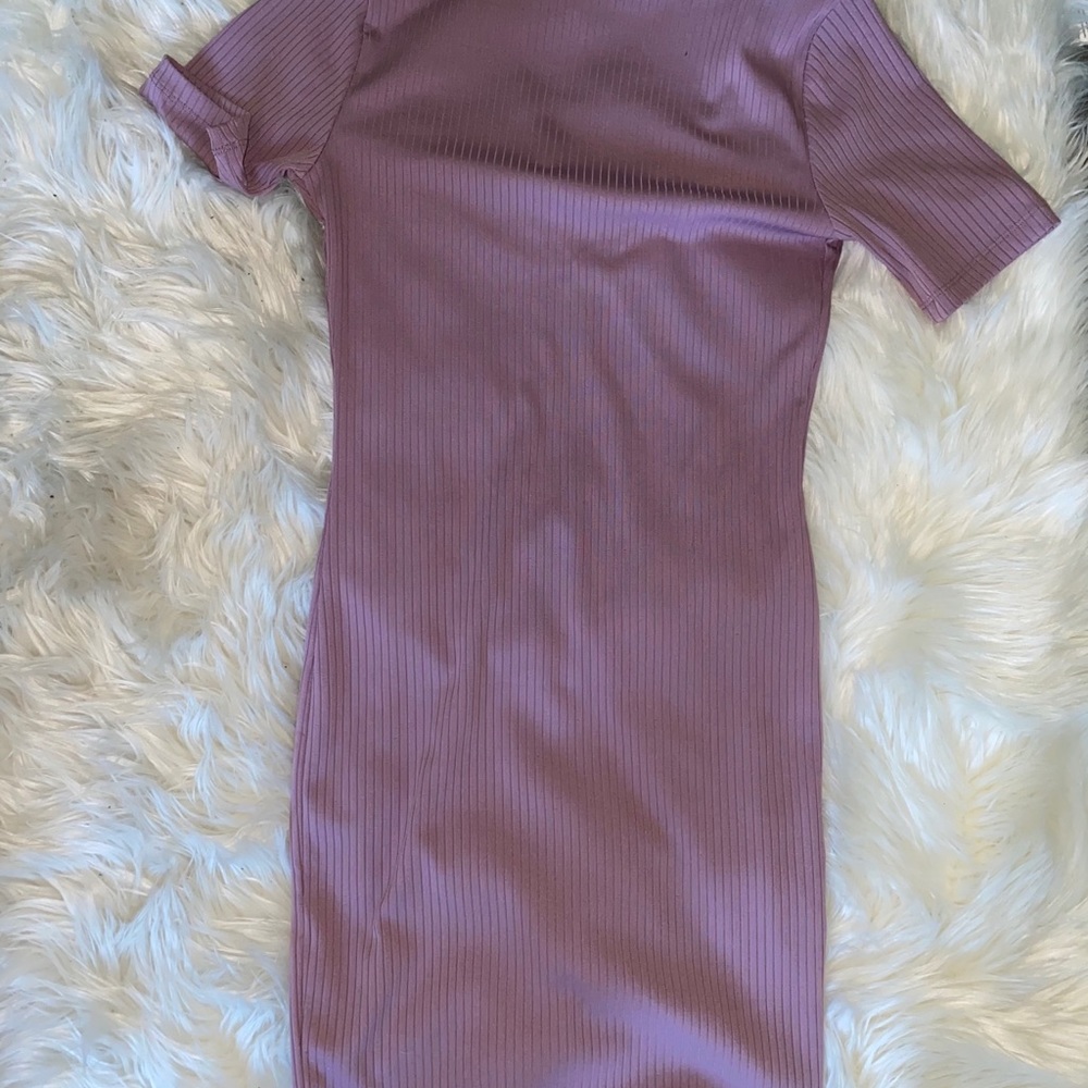 Dress - Picture 3 of 4
